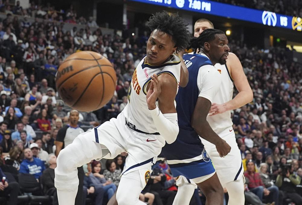 位置相对较 位置相对较