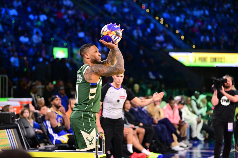 而球迷们更 而球迷们更